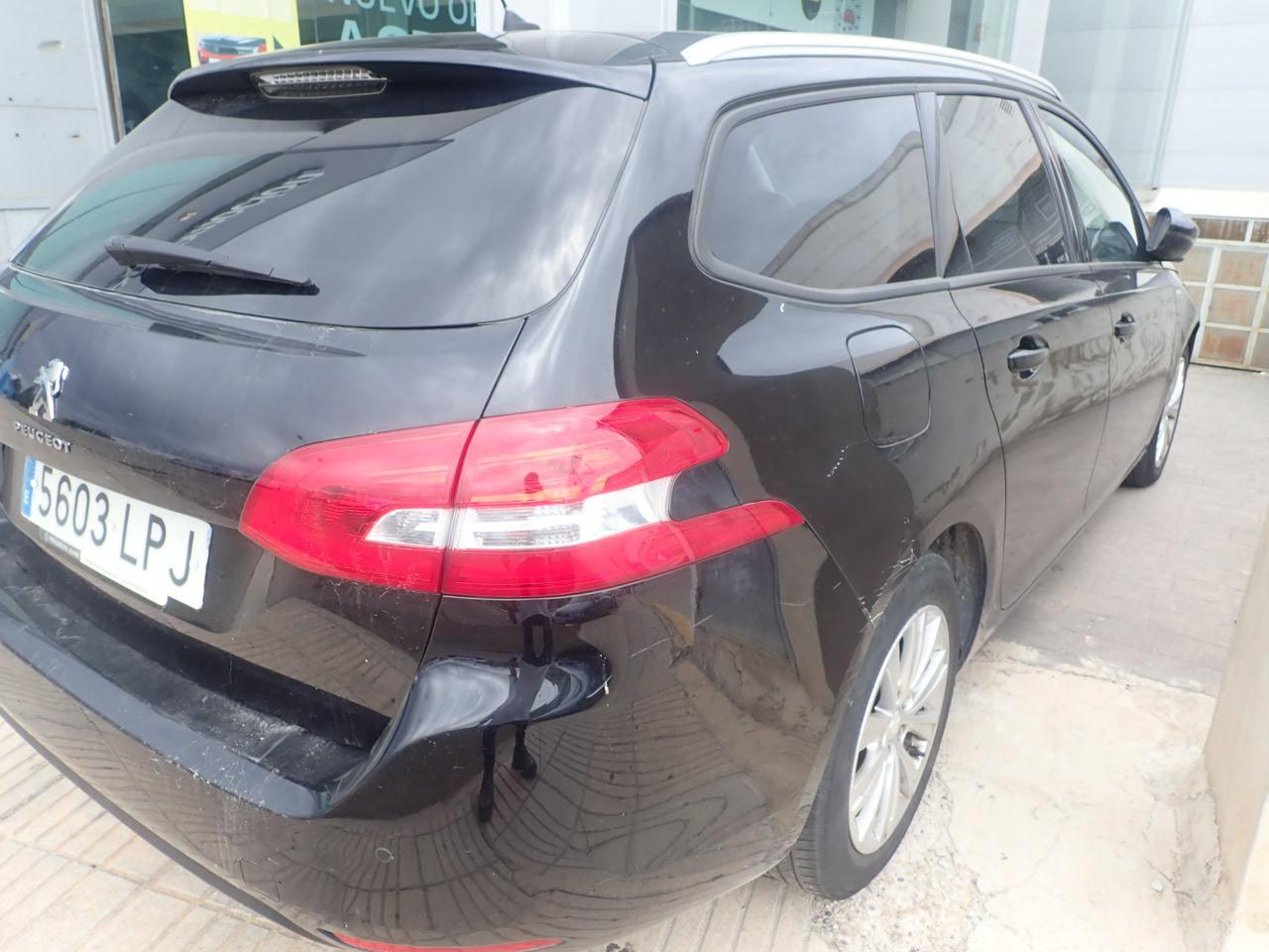 Foto Peugeot 308 8