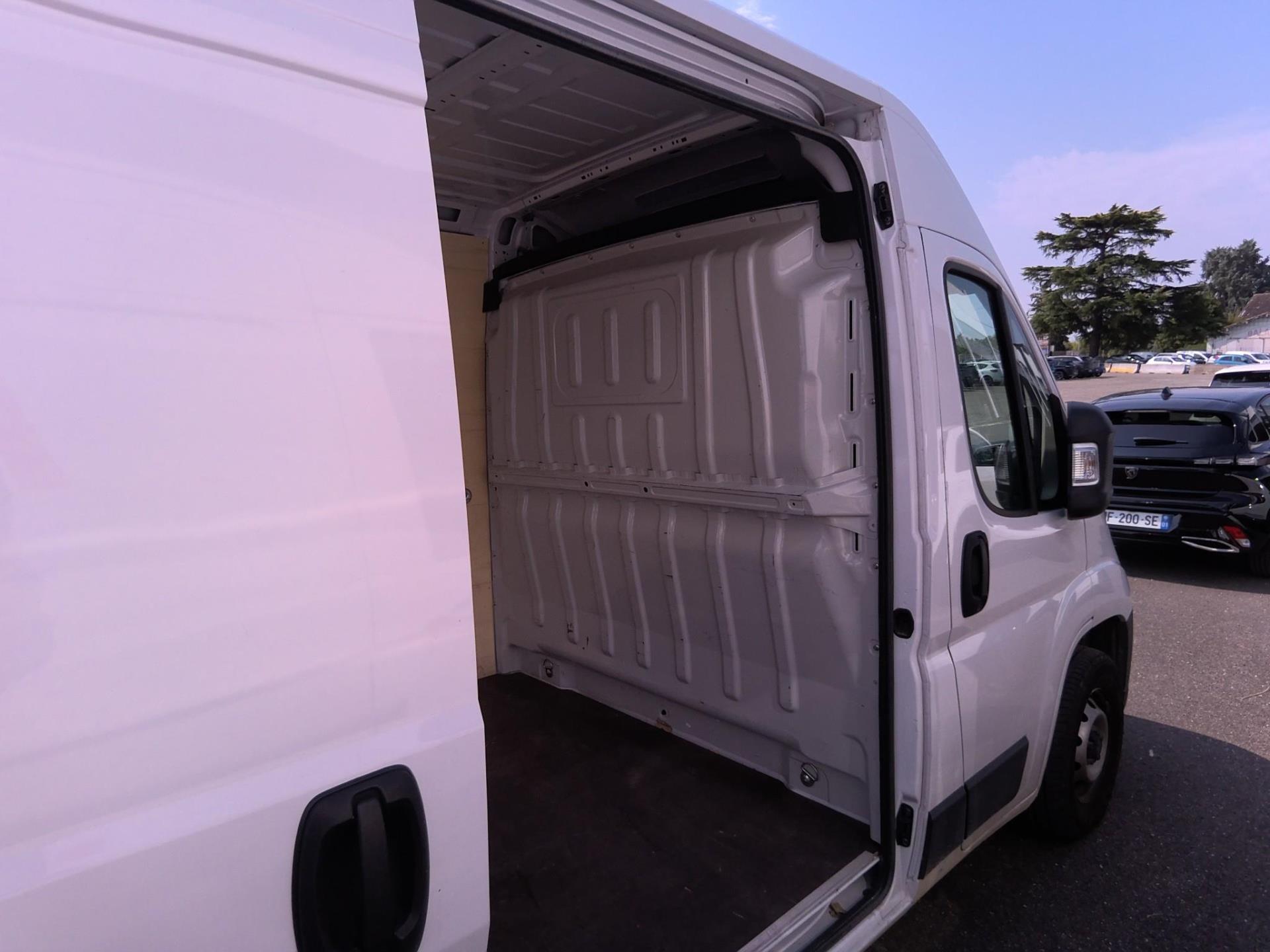 Citroen JUMPER FGN 33 L2H2 120 S&S BVM6  2024