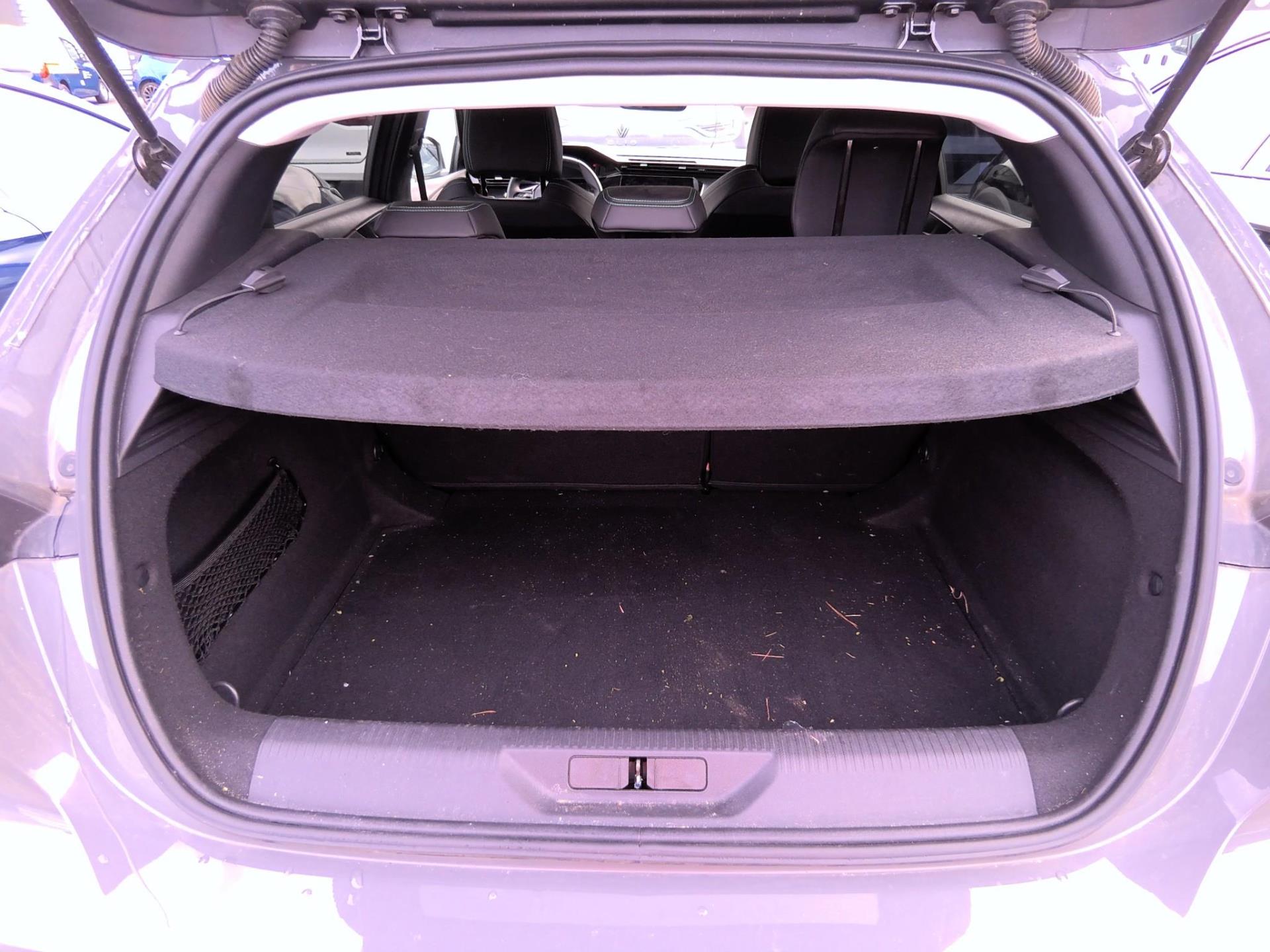 Peugeot 308 Hybrid 145 e-DCS6 Allure 2025