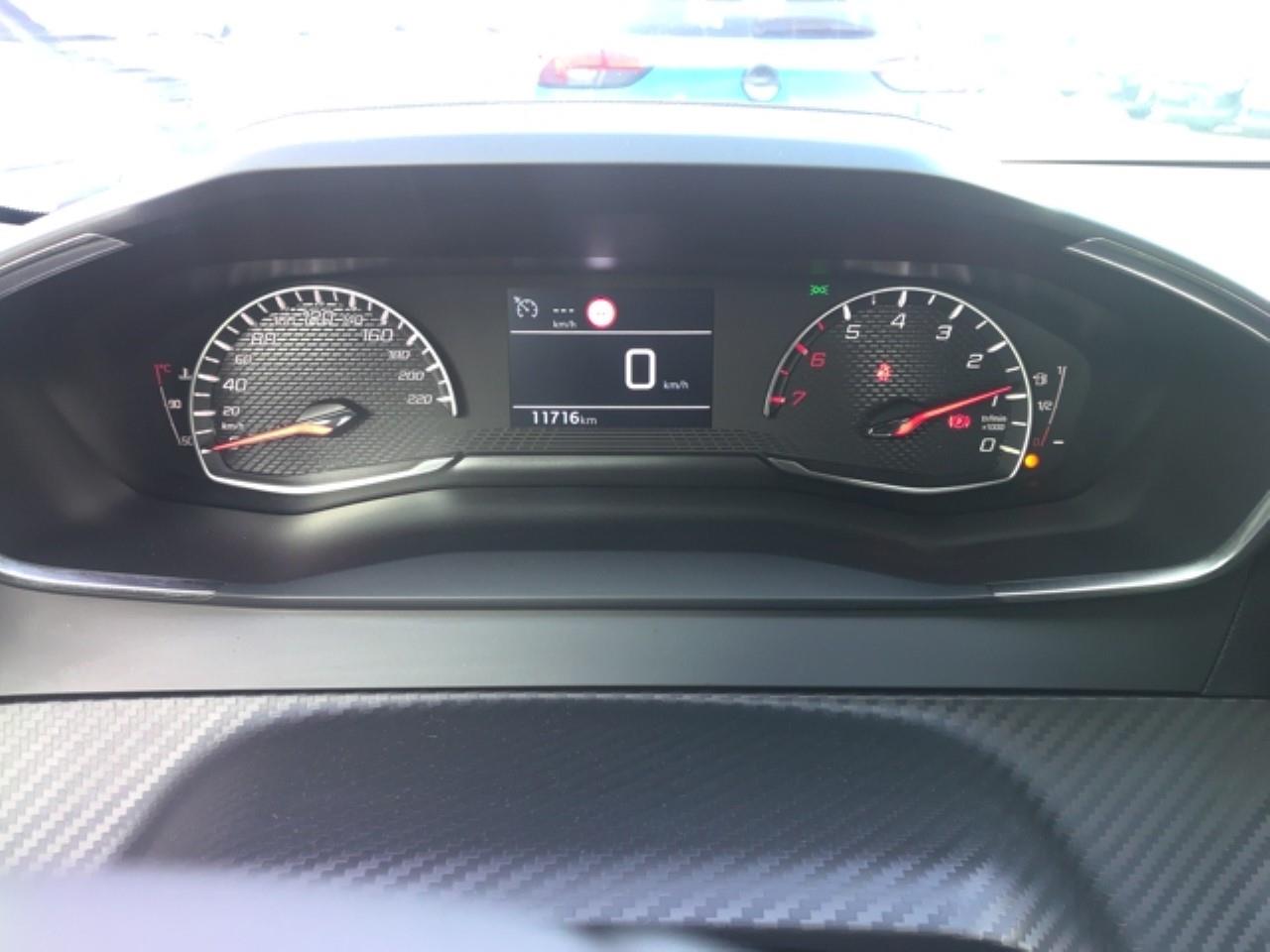 Foto Peugeot 208 5