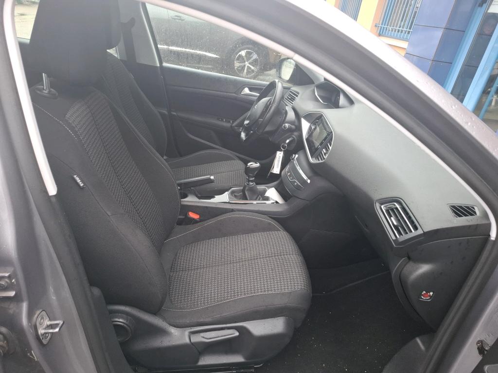 Peugeot 308 BlueHDi 100ch S&S BVM6 Active Business 2020