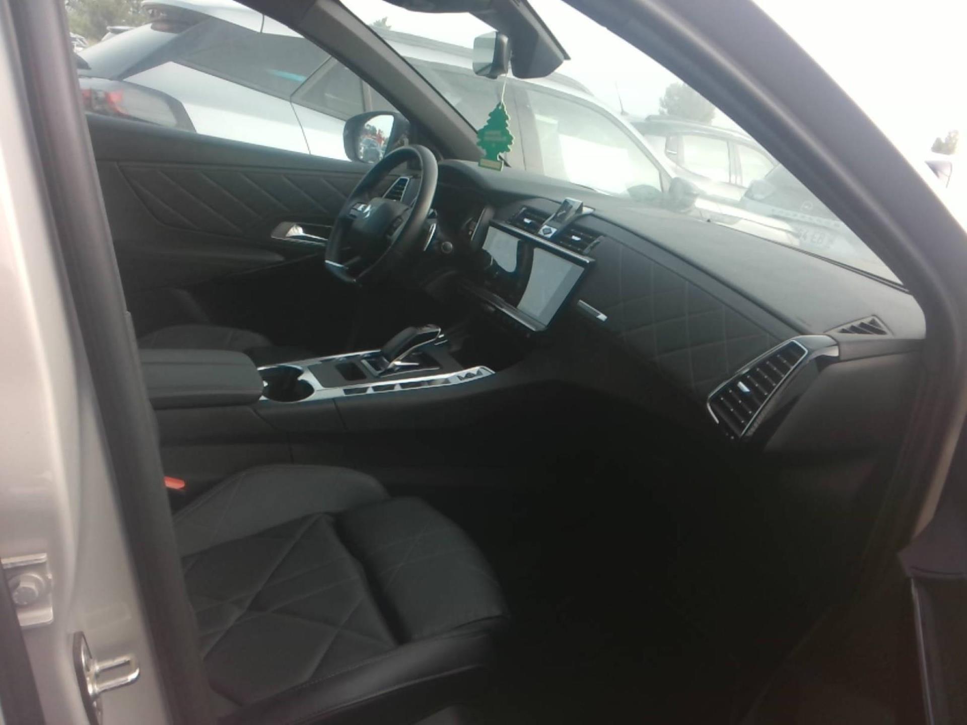 DS DS7 Crossback Hybride E-Tense 300 EAT8 4x4 Rivoli 2022