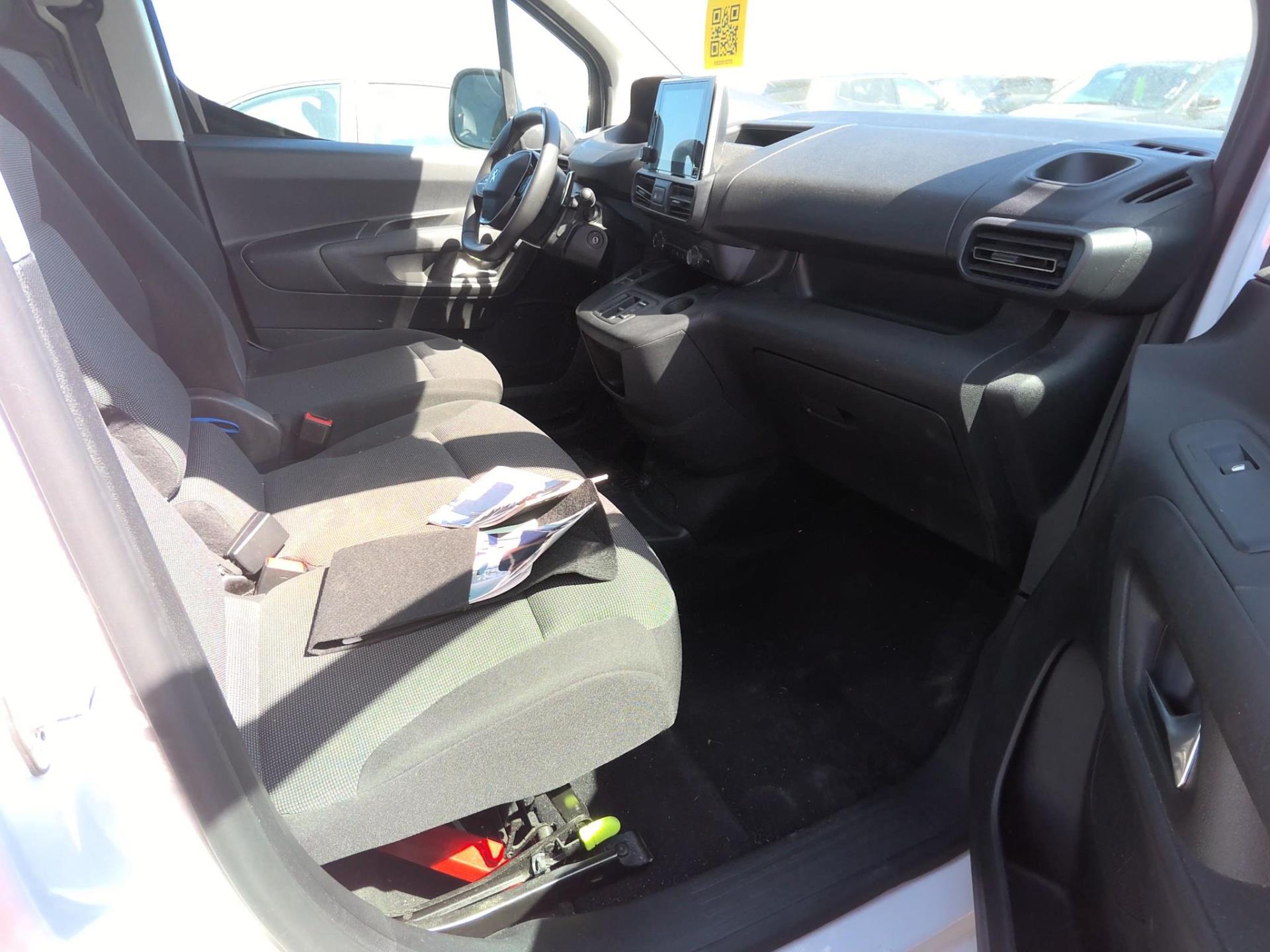 Peugeot PARTNER FOURGON M 1000 KG BLUEHDI 130 S&S EAT8  2024