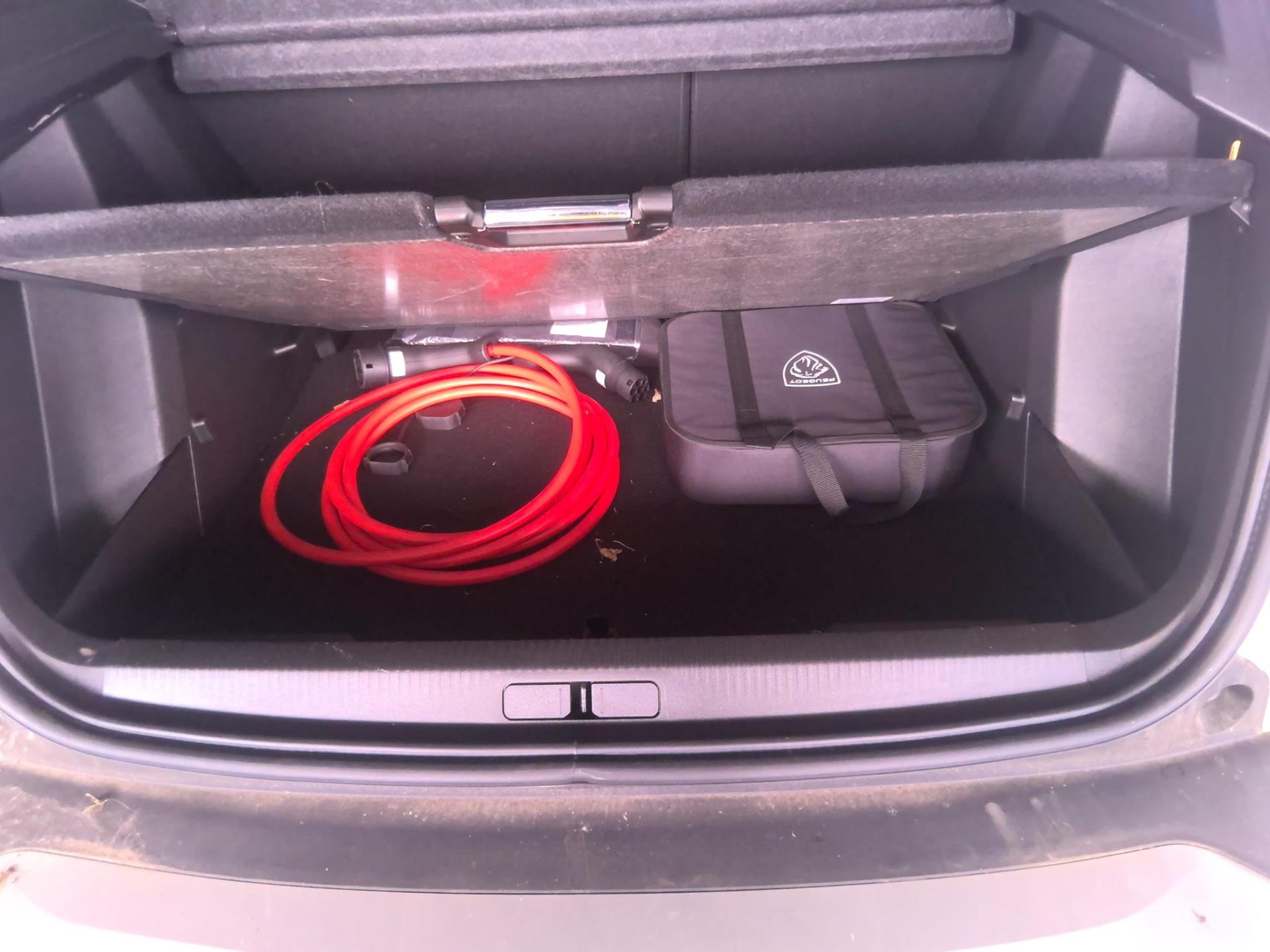 Peugeot 2008 Electrique 136 ch Allure Pack 2023