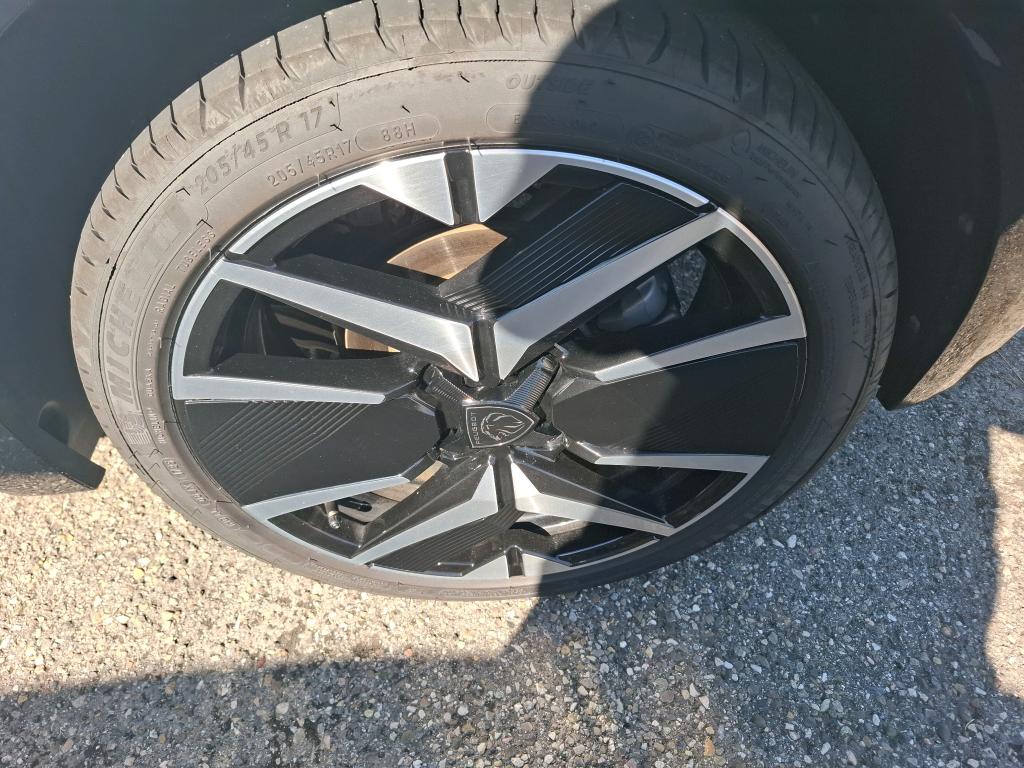 Peugeot 208 Hybrid 110 e-DCS6 GT 2025