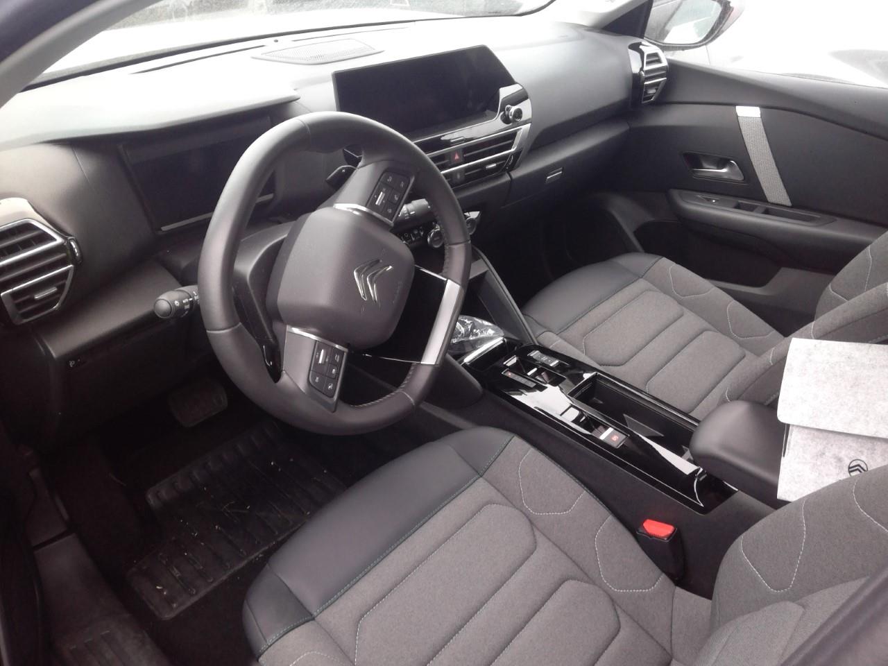 Foto Citroën C4 X 3