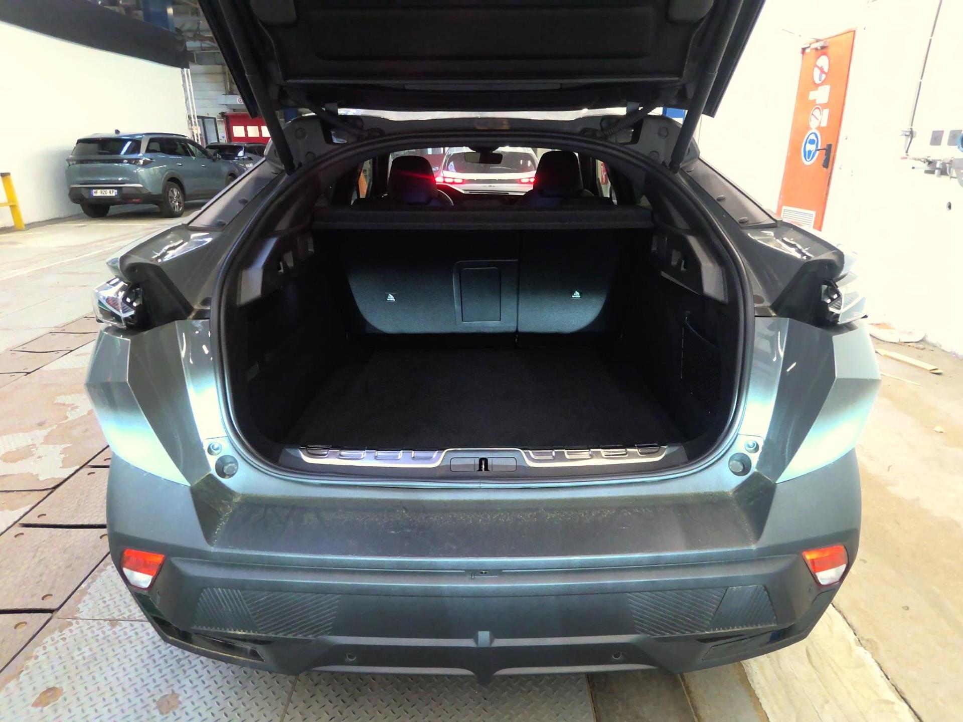 Peugeot 408 Hybrid 136 e-DCS6 GT 2024