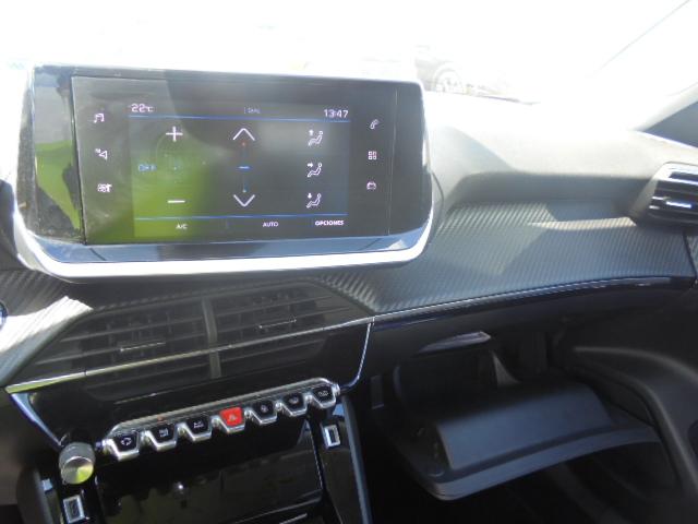 Foto Peugeot 2008 15