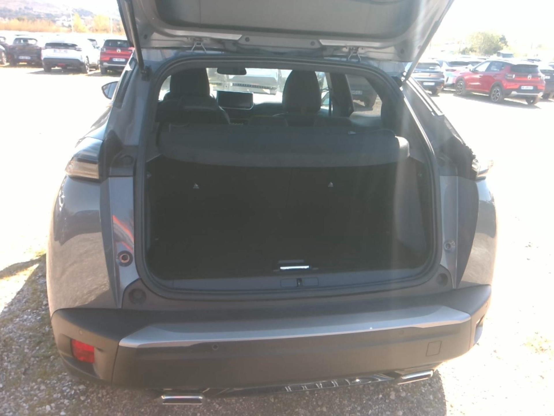 Peugeot 2008 130 S&S EAT8 Allure 2025