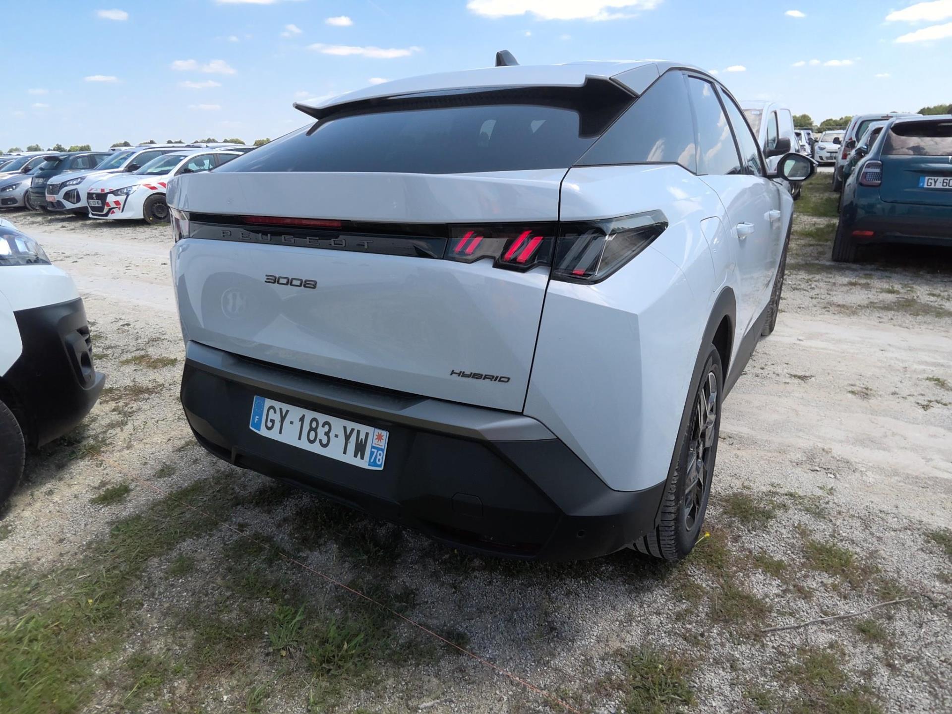 Peugeot 3008 Hybrid 136 e-DCS6 Allure 2024