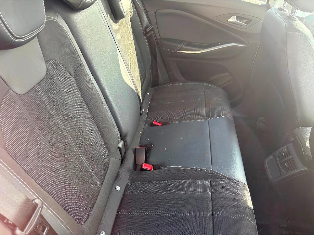 Foto Opel Grandland PHEV 14