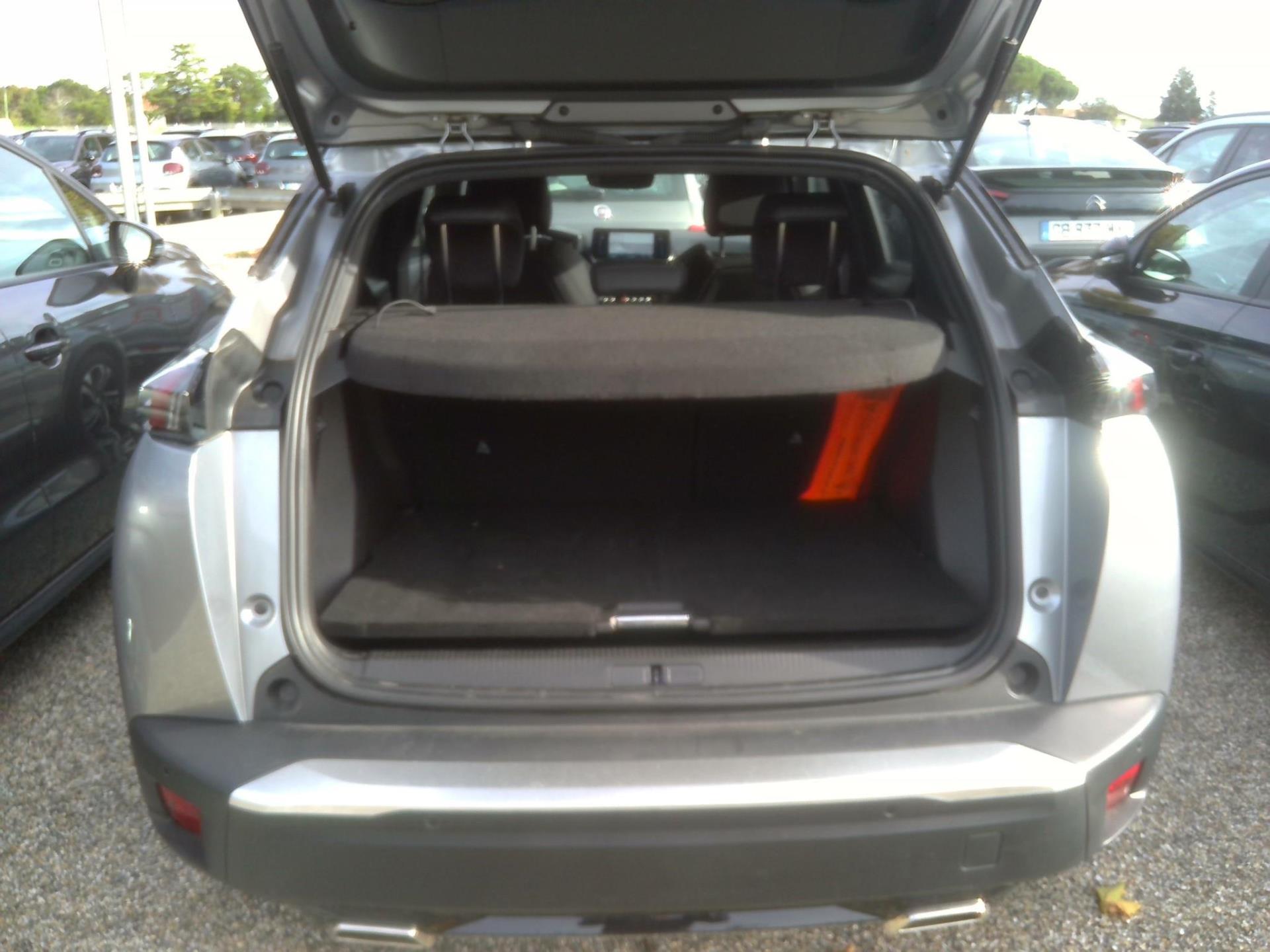 Peugeot 2008 PureTech 130 S&S BVM6 GT 2022