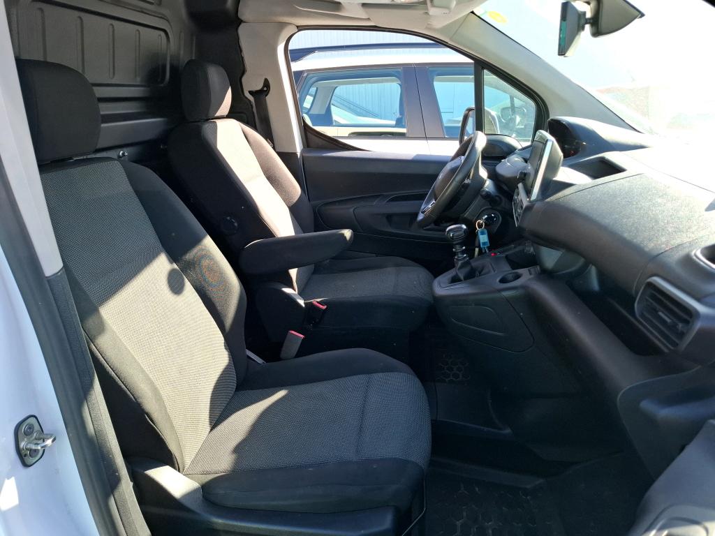 Peugeot PARTNER FOURGON STANDARD 650 KG BLUEHDI 100 S&S BVM6 ASPHALT 2021