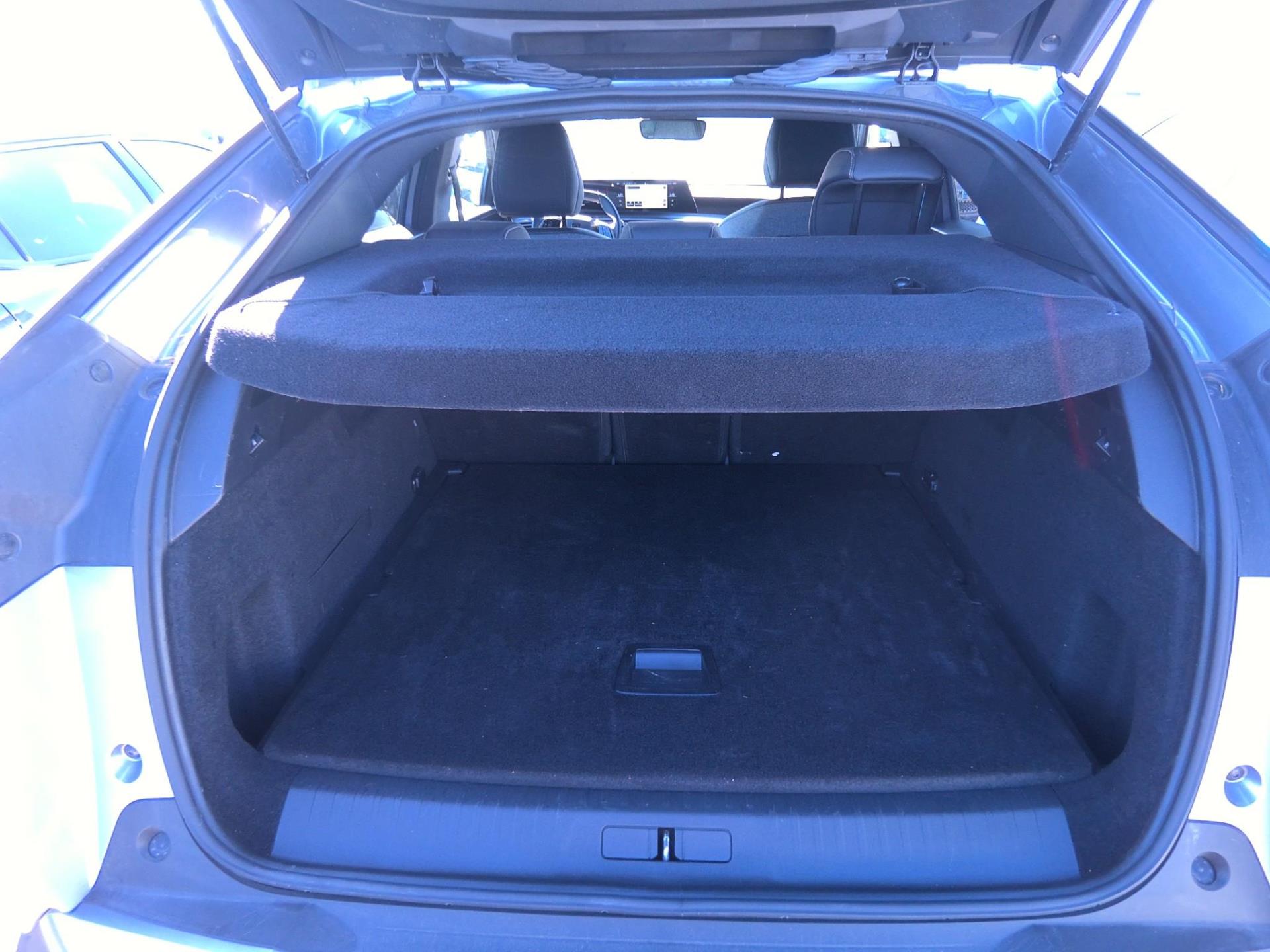 Peugeot 3008 Hybrid 145 e-DCS6 Allure 2025