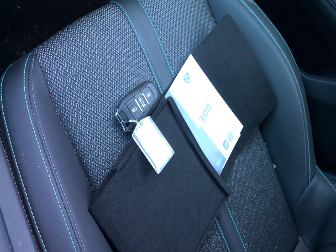 Foto Peugeot 308 10