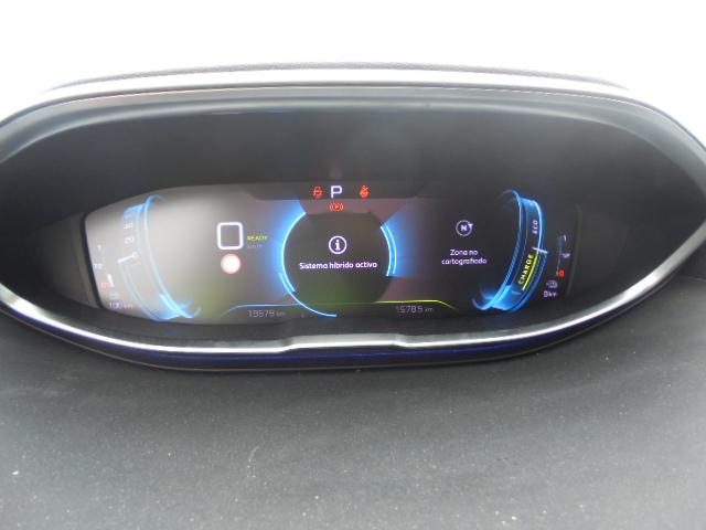 Foto Peugeot 3008 Hybrid 4