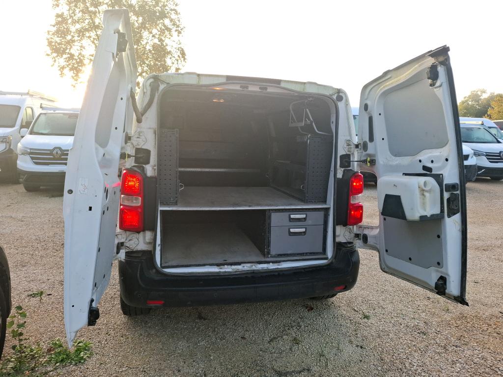 Peugeot EXPERT FGN TOLE STANDARD 2.0 BLUEHDI 120 S&S EAT8 ASPHALT 2021