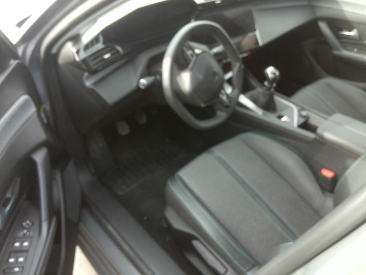 Foto Peugeot 308 5