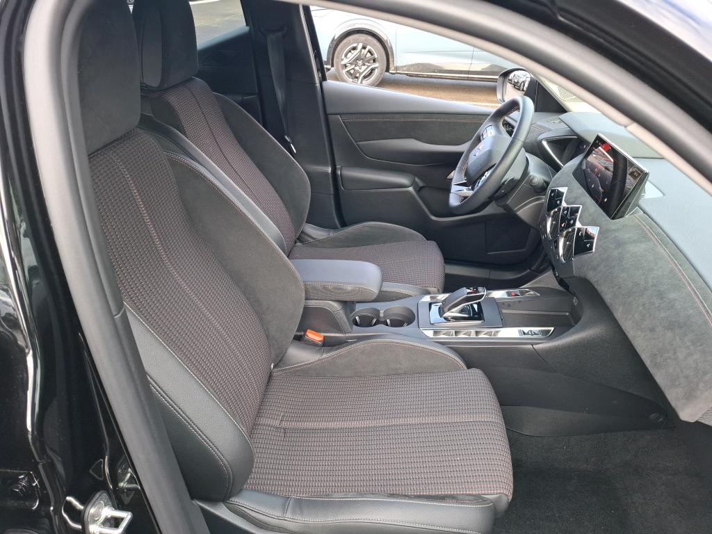 DS DS 3 PureTech 130 EAT8 Performance Line 2024