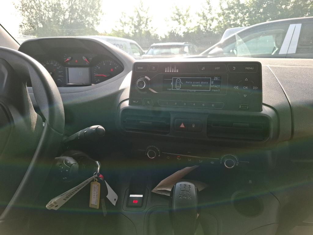 Peugeot PARTNER FOURGON STANDARD 650 KG BLUEHDI 100 S&S BVM5 PREMIUM 2021