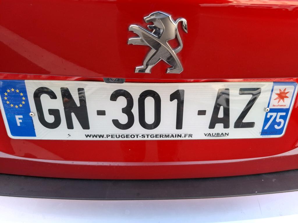 Peugeot 2008 BlueHDi 130 S&S EAT8 Allure Pack 2023