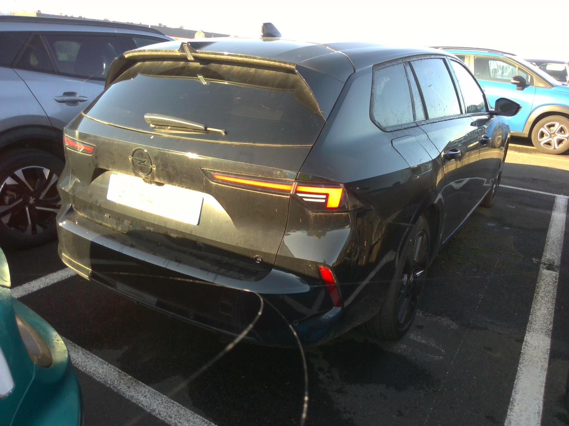 Opel Astra Sports Tourer Electrique 156 ch & Batterie 54 kWh GS 2024
