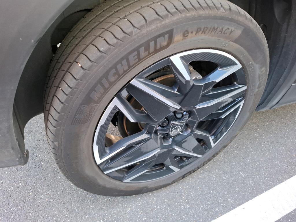 Peugeot 3008 Hybrid 145 e-DCS6 GT 2025