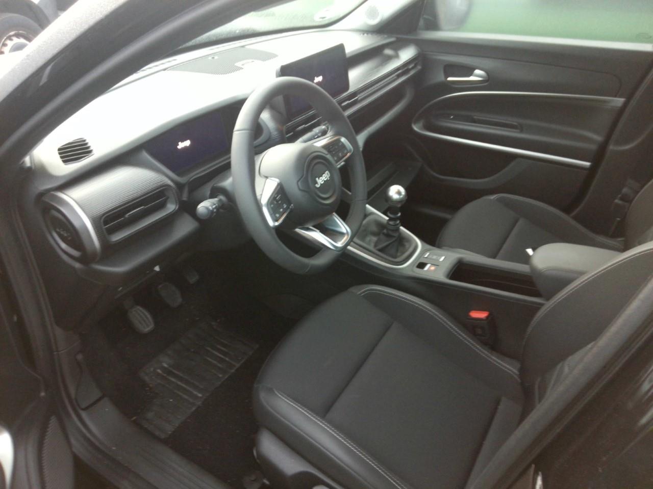 Foto Jeep AVENGER 3