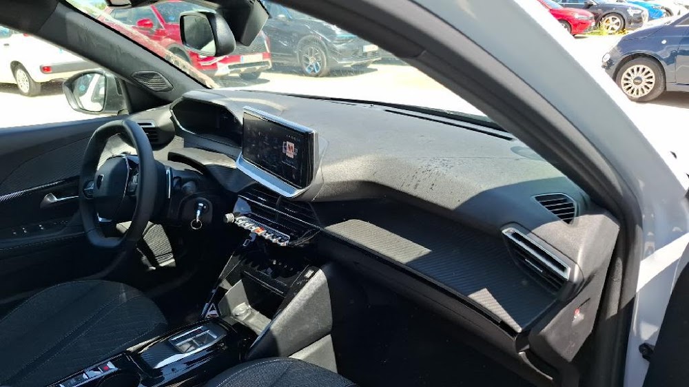 Foto Peugeot 2008 16