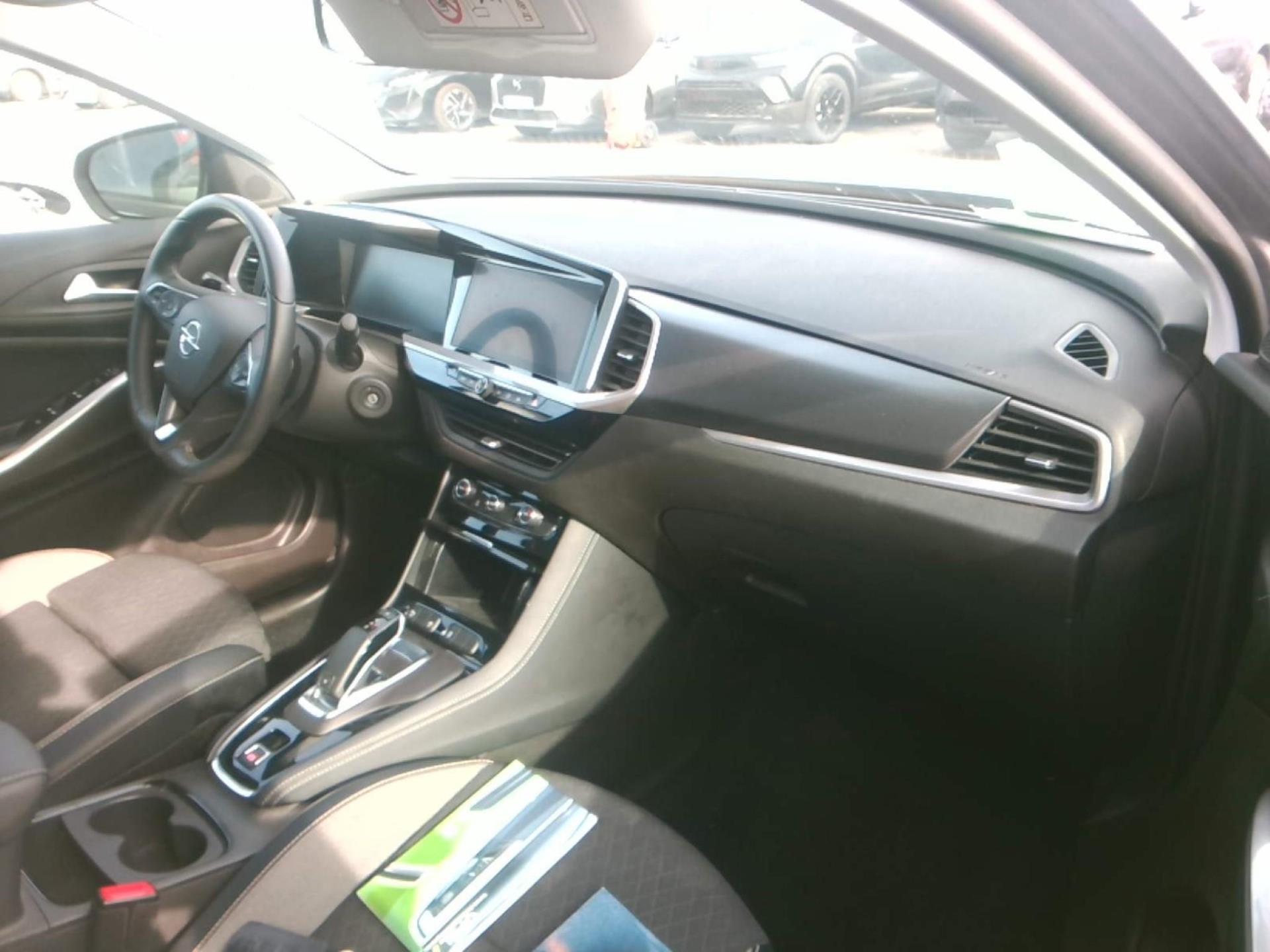 Opel Grandland 1.5 Diesel 130 ch BVA8 Elegance Business 2022