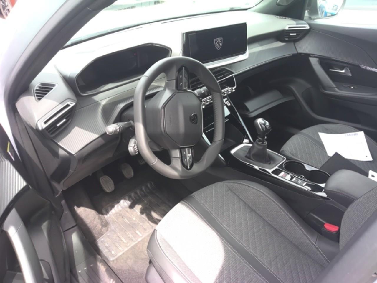 Foto Peugeot 2008 6