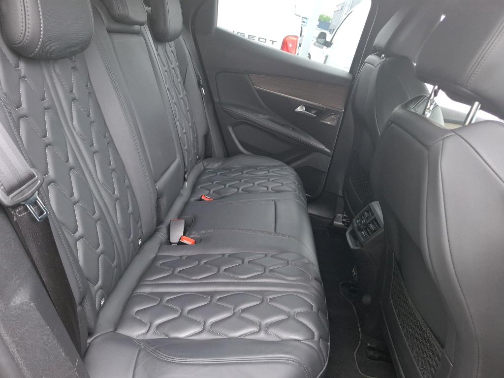 Peugeot 3008 Hybrid4 300 e-EAT8 GT Pack 2021