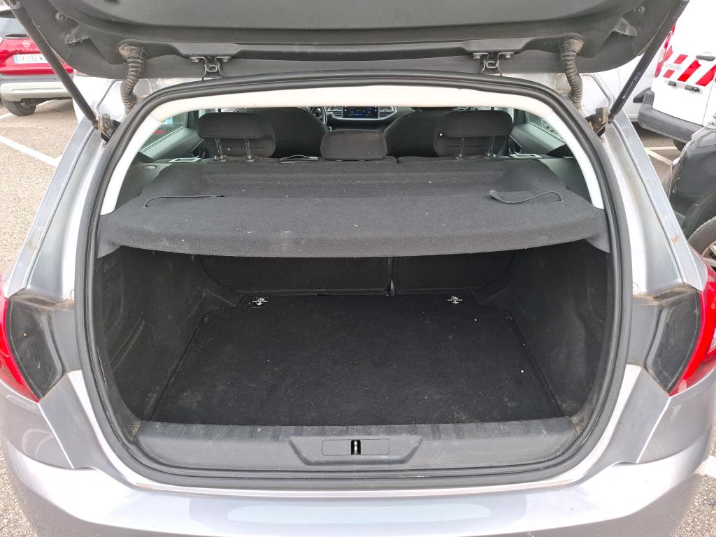 Peugeot 308 BlueHDi 130ch S&S BVM6 Active Business 2020
