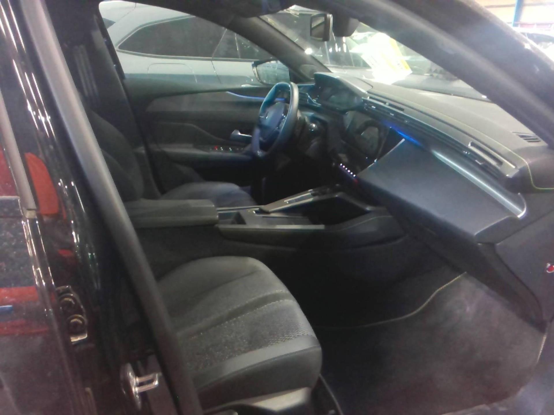 Peugeot 308 SW Hybrid 145 e-DCS6 GT 2025