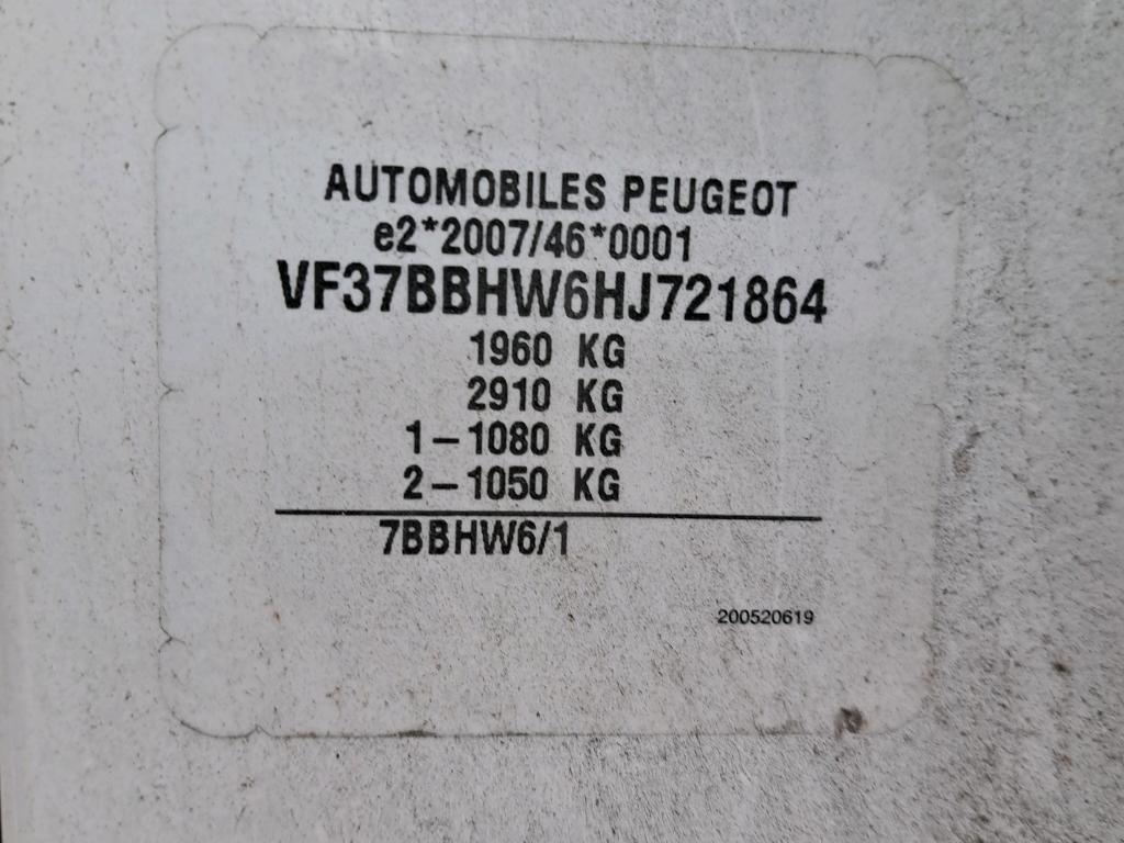 Peugeot PARTNER FOURGON STANDARD 1.6 BLUEHDI 75 BVM5 PREMIUM PACK 2017