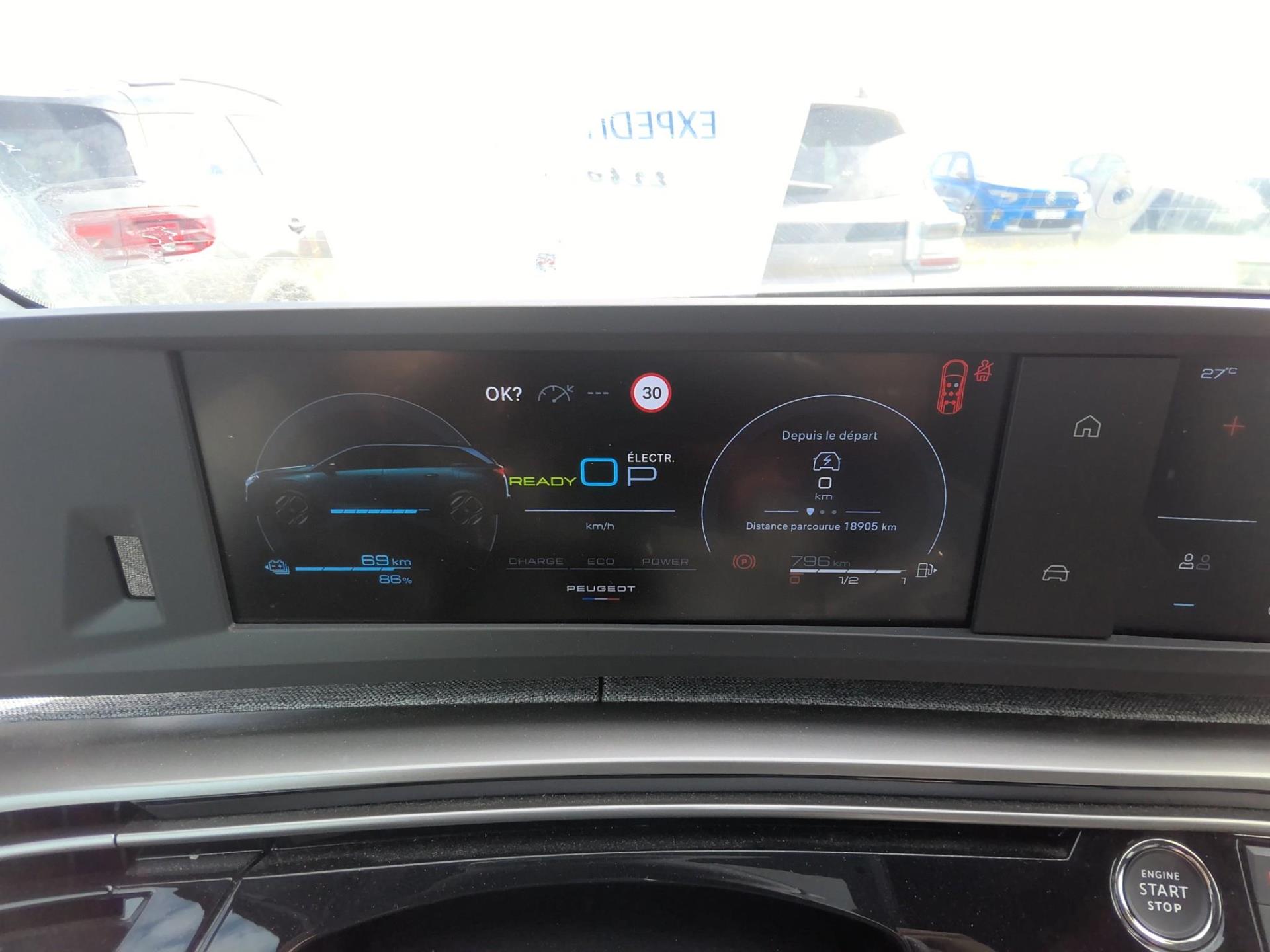 Peugeot 5008 Plug-in Hybrid 225 ch e-DCS7 Allure 2025