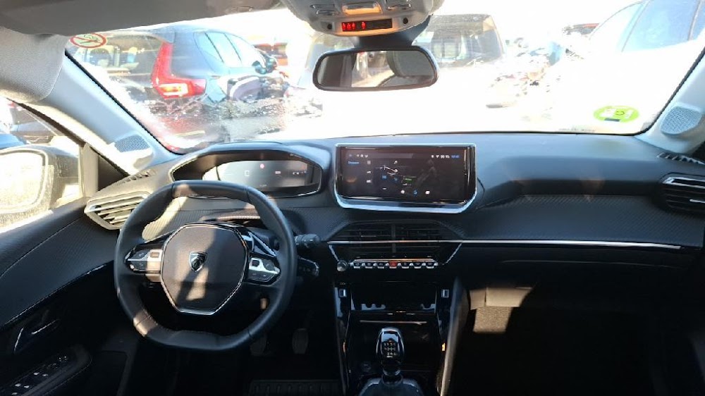 Foto Peugeot 208 13