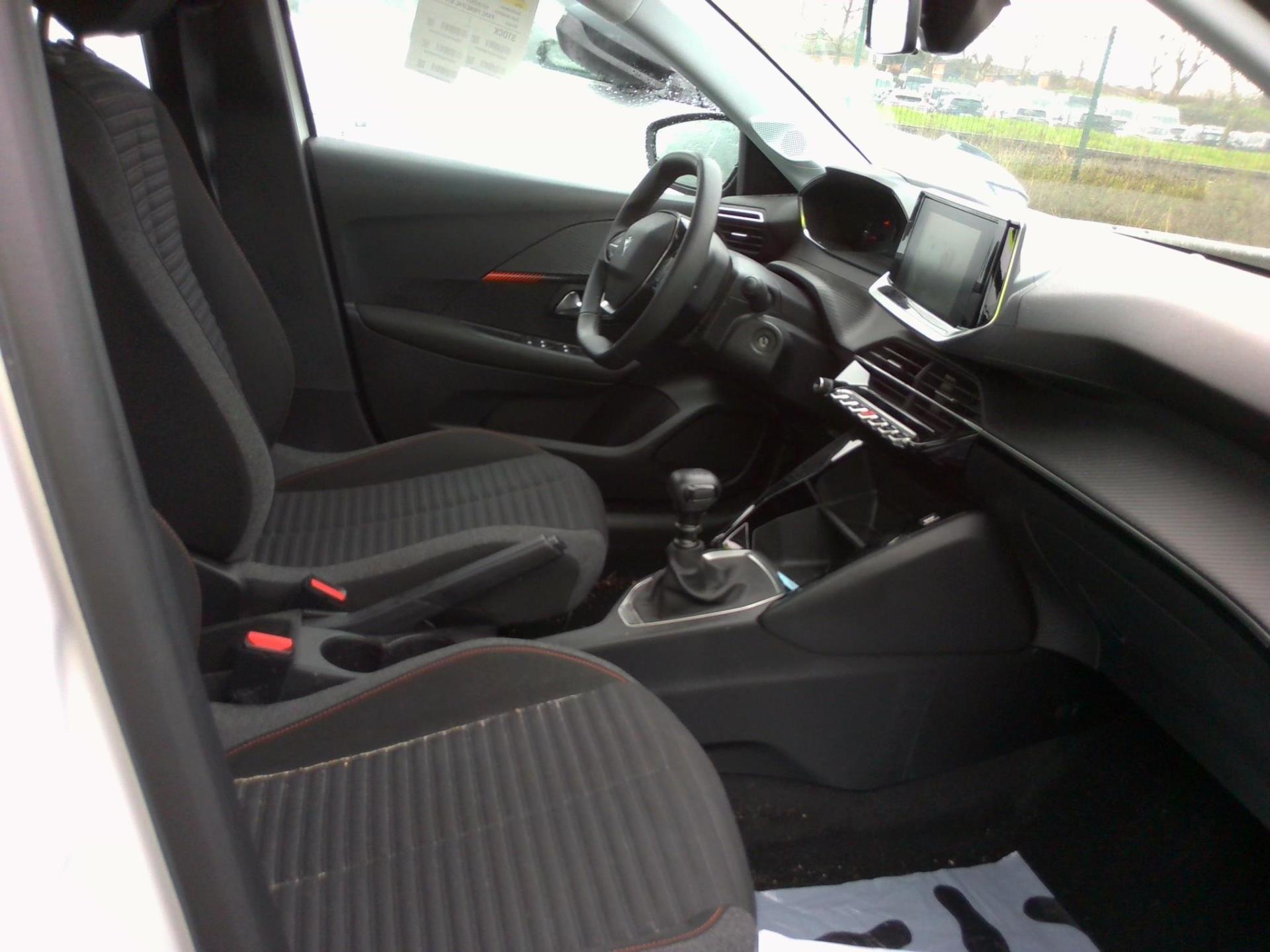 Peugeot 208 PureTech 100 S&S BVM6 Active Pack 2023