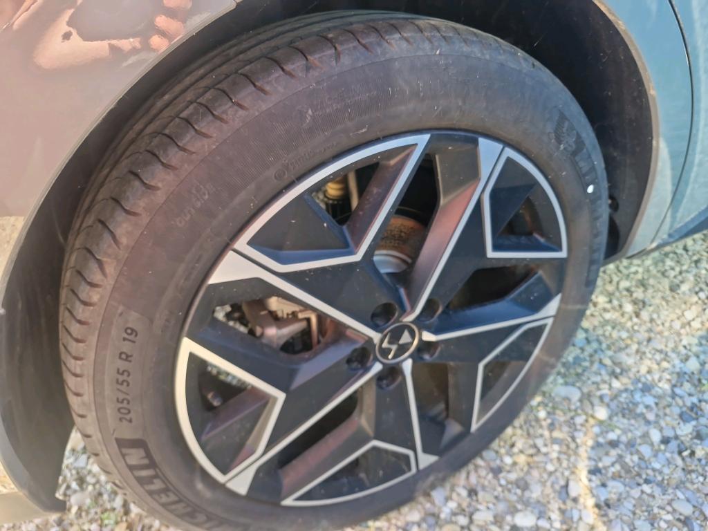DS DS 4 PureTech 130 EAT8 Cross Rivoli 2023