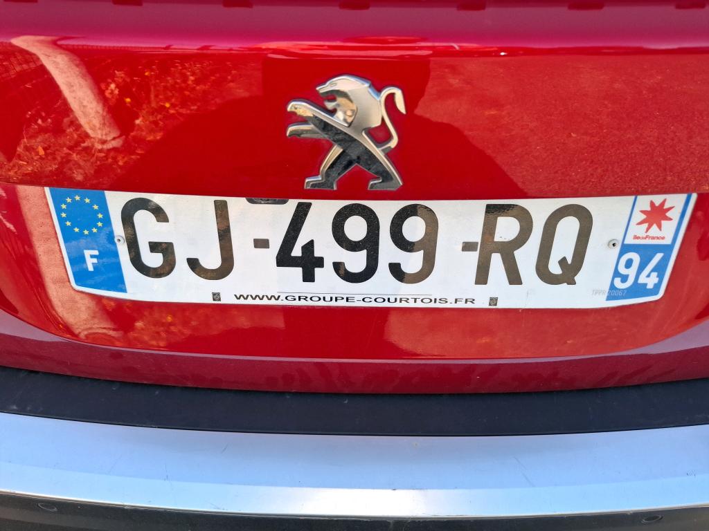 Peugeot 2008 PureTech 130 S&S EAT8 Active Pack 2022