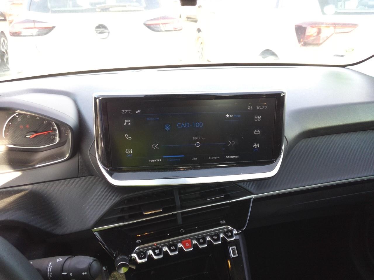 Foto Peugeot 208 9