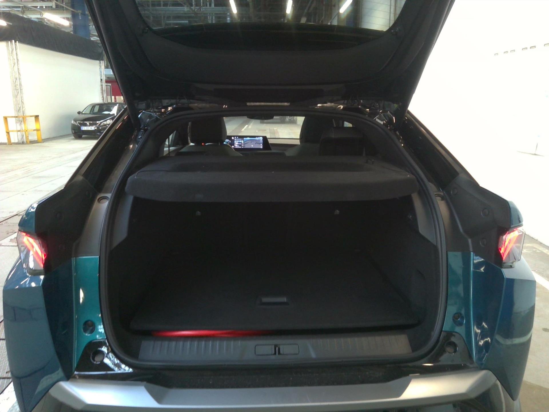 Peugeot 3008 Electrique 73 kWh 210 ch GT 2024