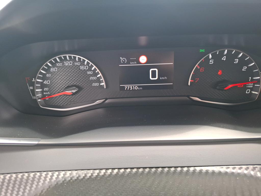 Peugeot 2008 PureTech 130 S&S BVM6 Active Pack 2022