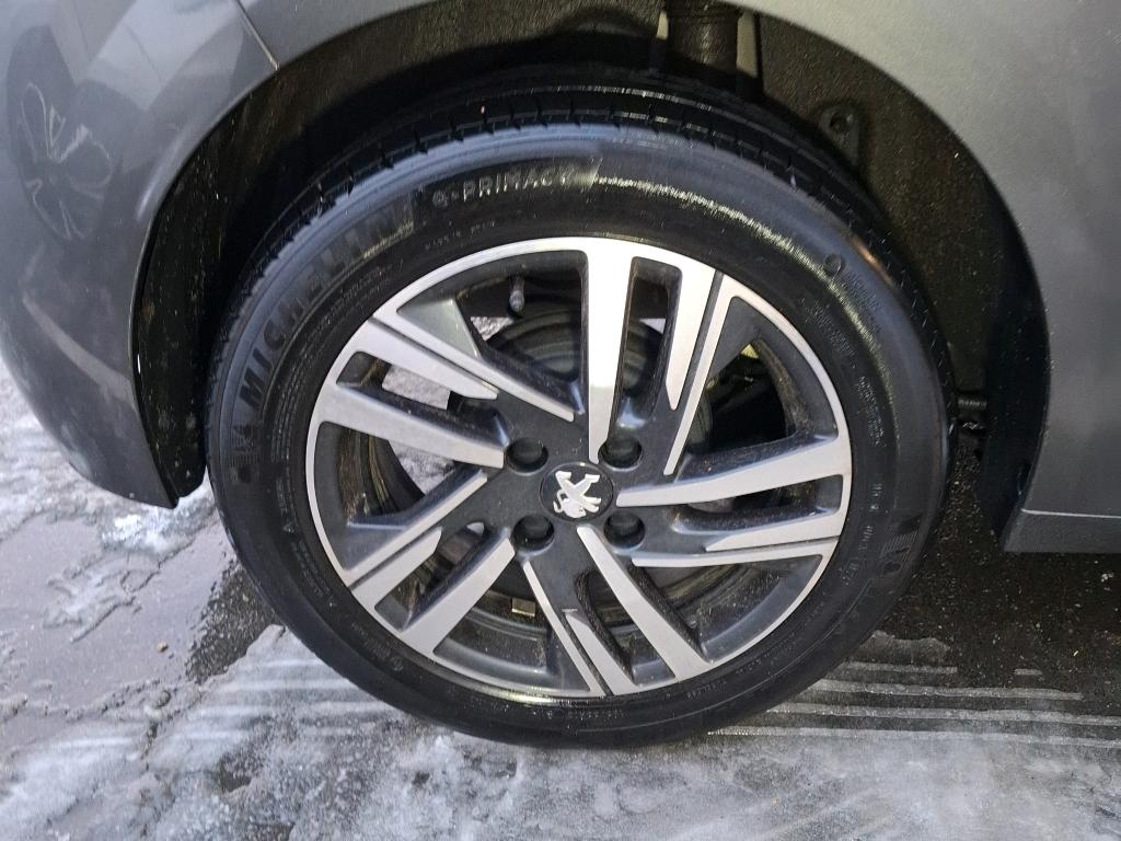 Peugeot 208 PureTech 100 S&S BVM6 Style 2023