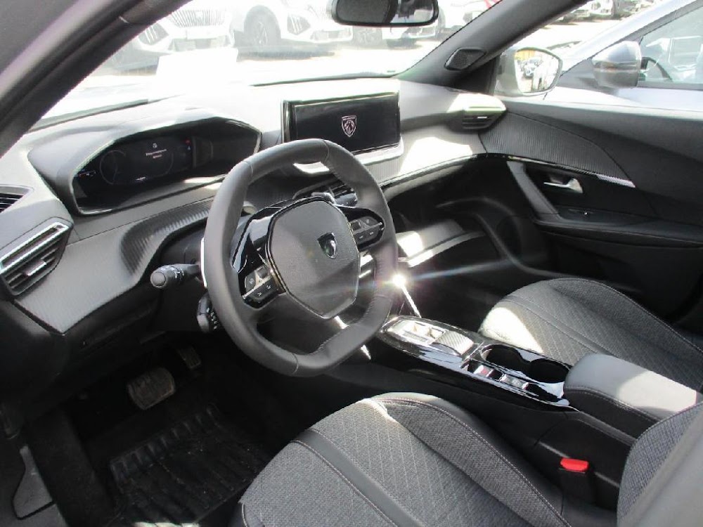 Foto Peugeot 2008 10