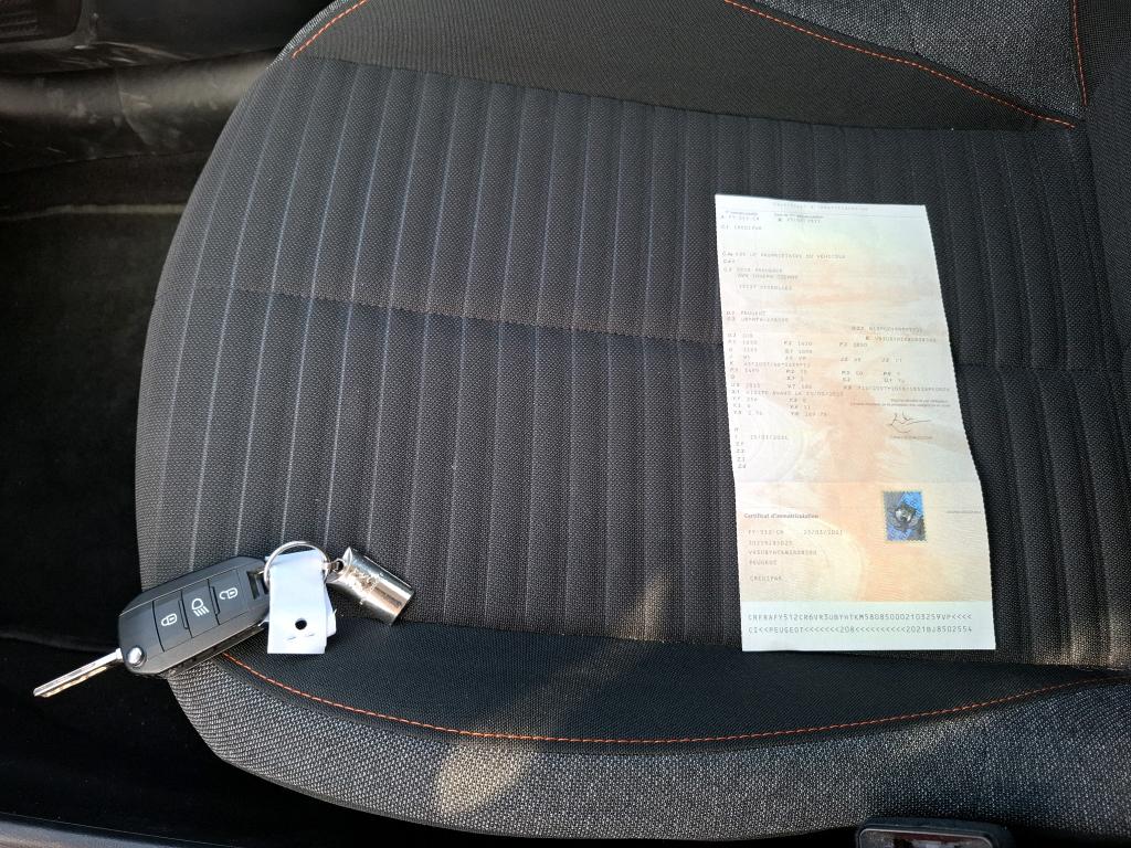 Peugeot 208 BLUEHDI 100 S&S BVM6 ACTIVE BUSINESS R 2021