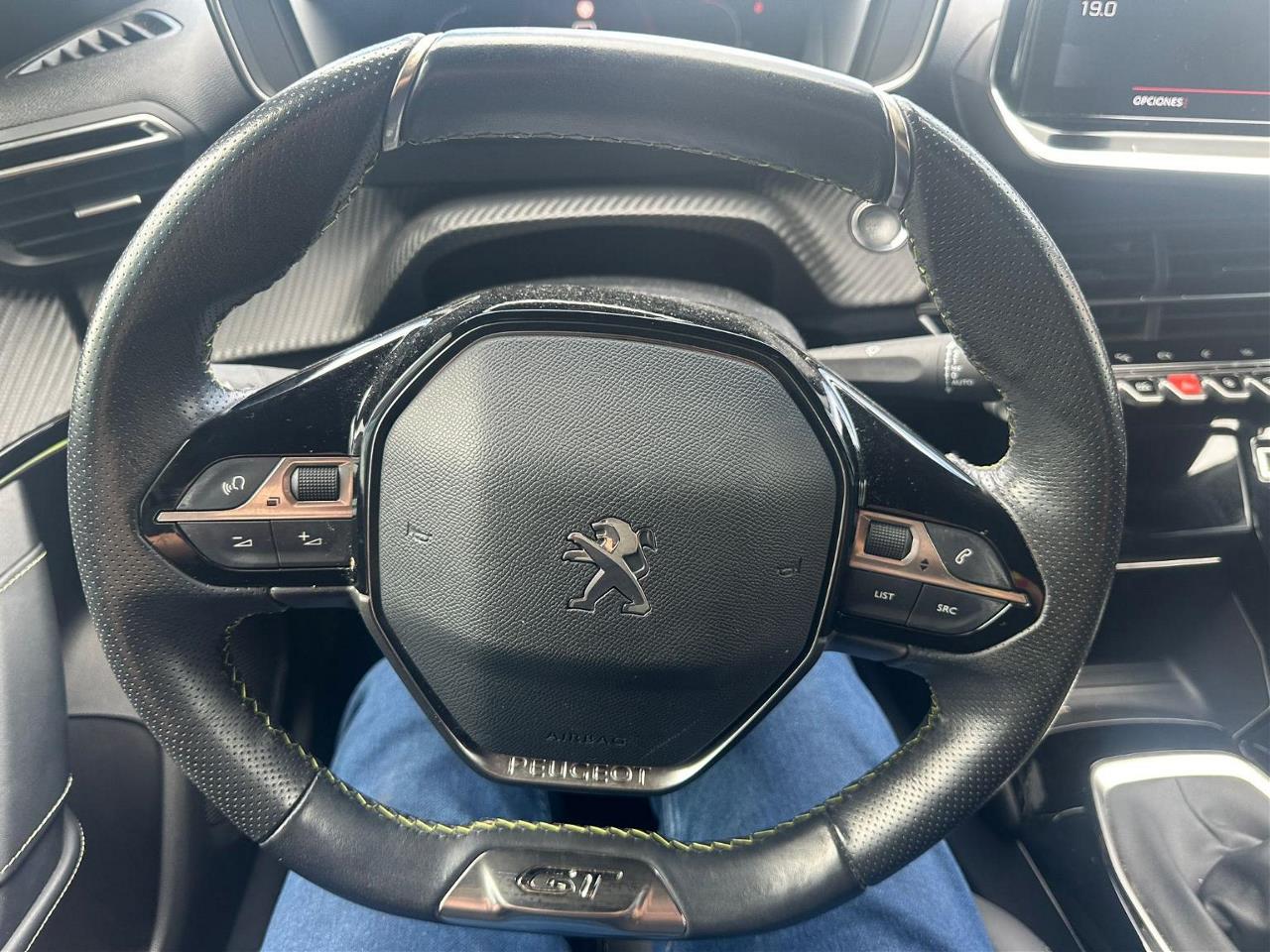 Foto Peugeot 2008 8