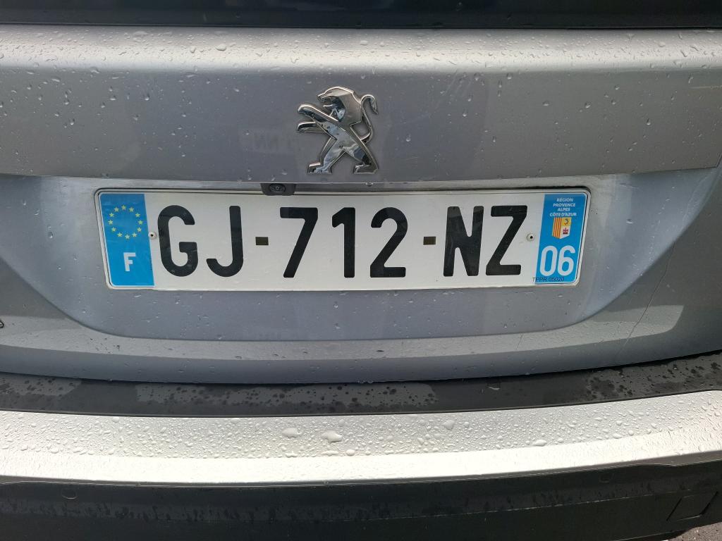 Peugeot 2008 II 