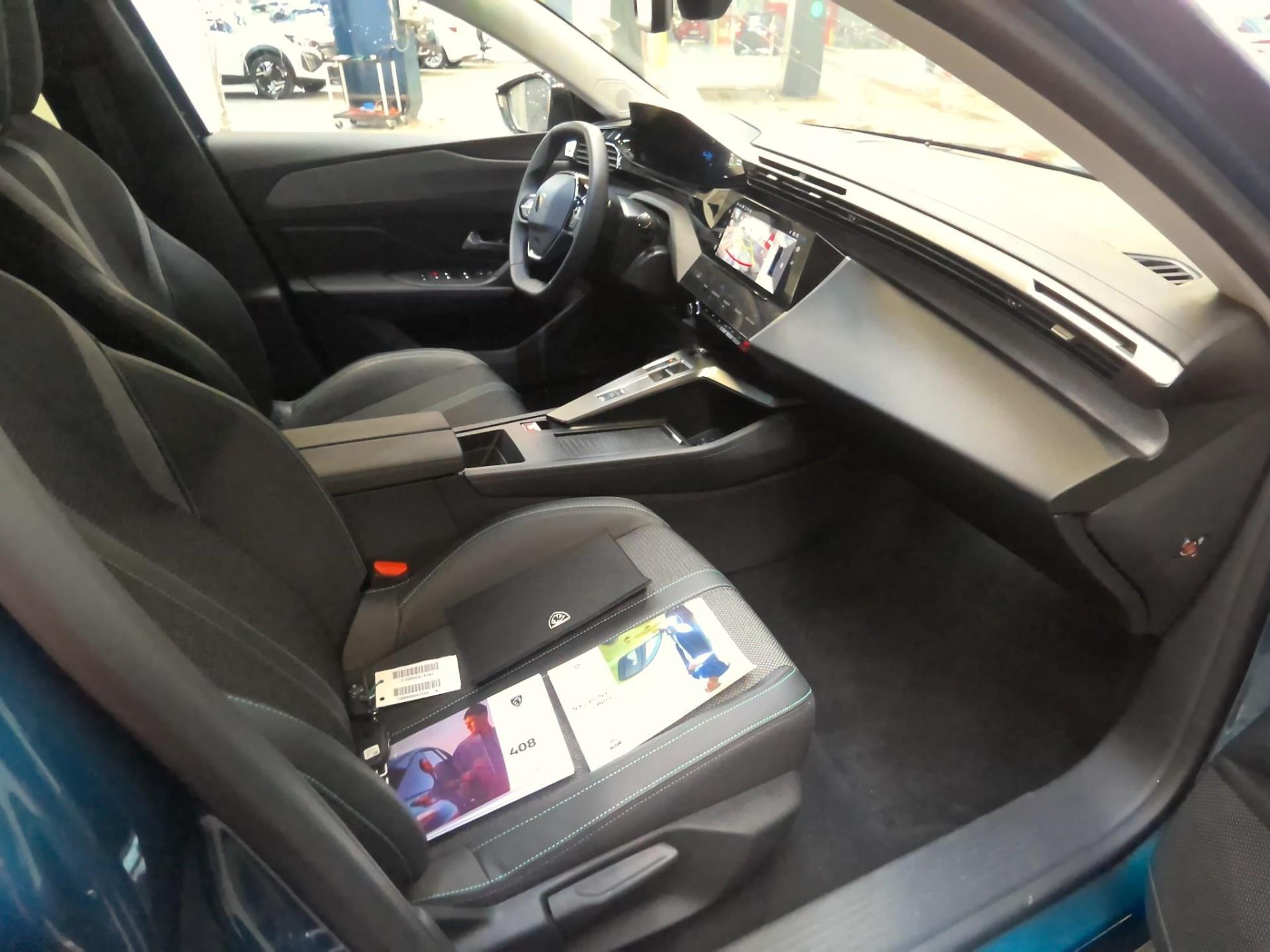 Peugeot 408 Electrique 58 kWh 210 ch Allure 2025