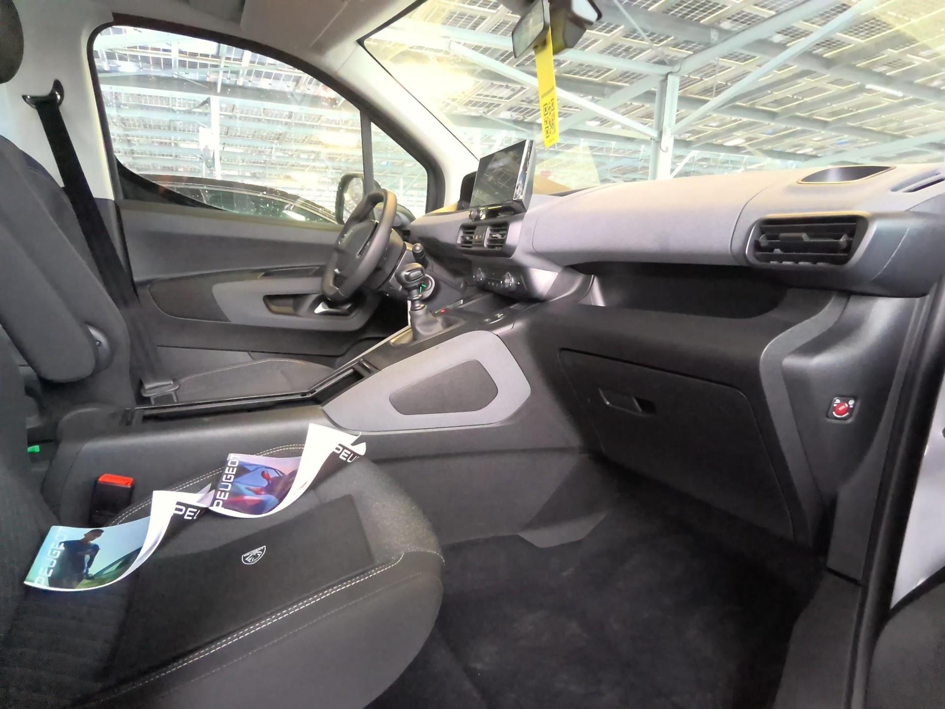 Peugeot e-Rifter M e136ch Batterie 54kWh 5pl Allure 2025